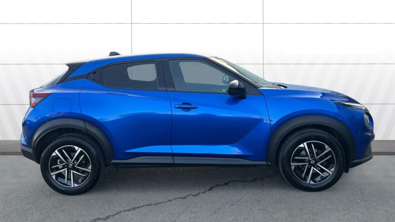 Nissan Juke 1.0 DiG-T N-Connecta 5dr DCT Petrol Hatchback